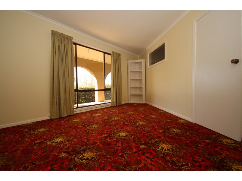 786 Brays Road, Ross Creek VIC 3351