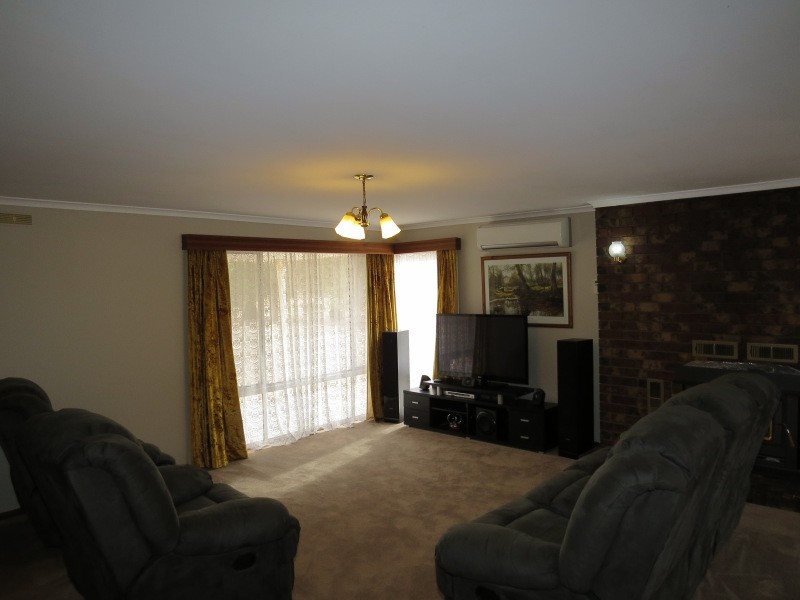 36 Bute Close, Clunes VIC 3370