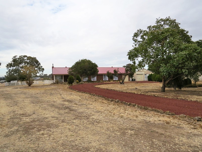 36 Bute Close, Clunes VIC 3370