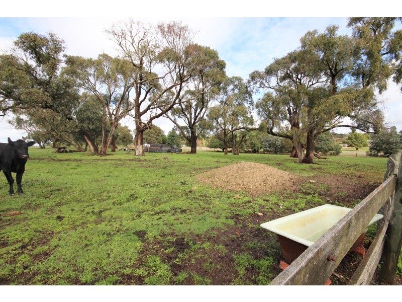 179 Bells Road, Smythes Creek VIC 3351