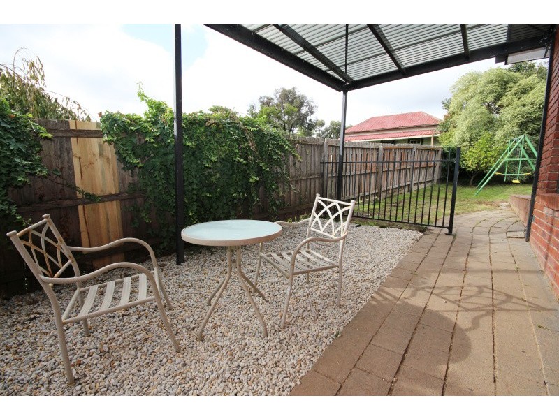 9 Edwardes Street, Black Hill VIC 3350