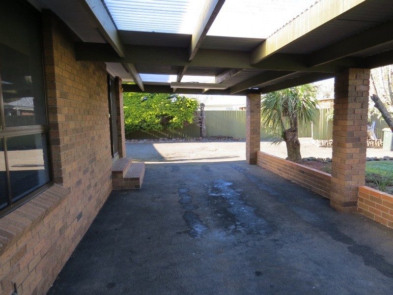 410-412 High Street, Learmonth VIC 3352