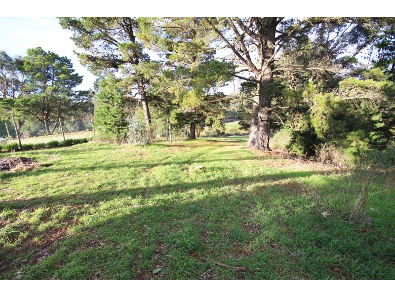 13 Arapiles Street, Nerrina VIC 3350