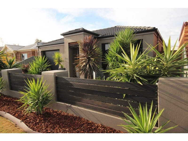 12 Ashwood Gardens Drive, Mitchell Park VIC 3355