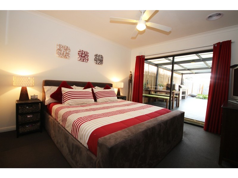 12 Ashwood Gardens Drive, Mitchell Park VIC 3355