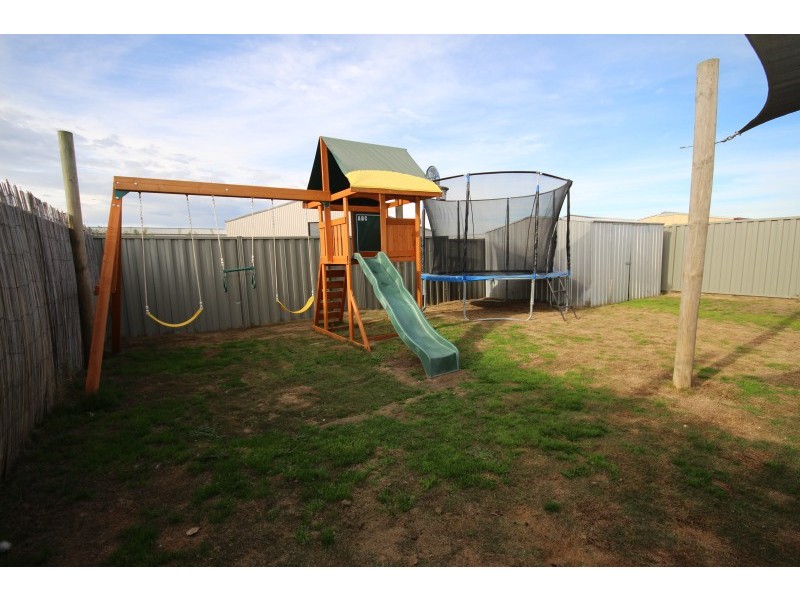 12 Ashwood Gardens Drive, Mitchell Park VIC 3355