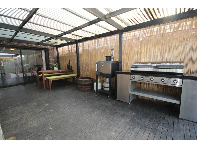 12 Ashwood Gardens Drive, Mitchell Park VIC 3355