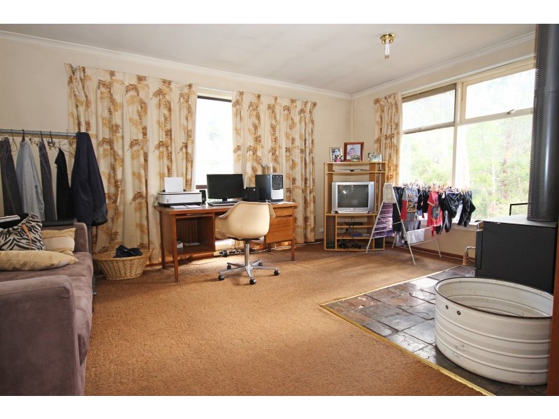 66 Springs Road, Brown Hill VIC 3350