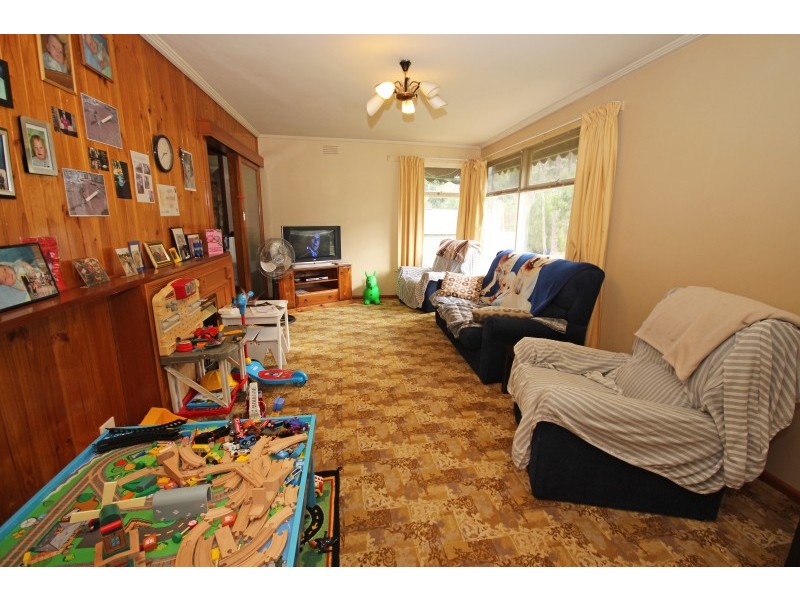 66 Springs Road, Brown Hill VIC 3350