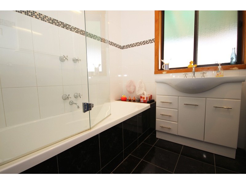 209 Adair Street, Redan VIC 3350