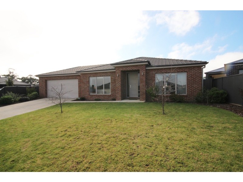 7 Exmoor Court, Alfredton VIC 3350