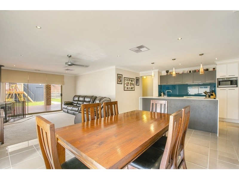 5 Nimble Drive, Delacombe VIC 3356