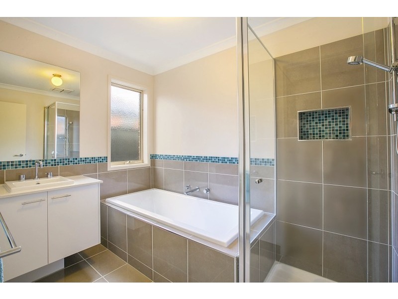 5 Nimble Drive, Delacombe VIC 3356