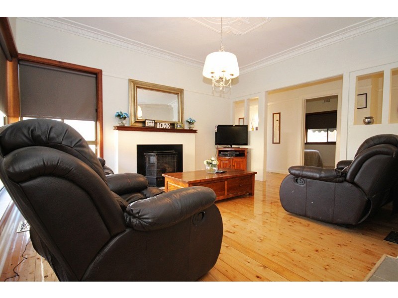 10 Brinkley Avenue, Wendouree VIC 3355