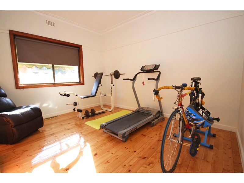 10 Brinkley Avenue, Wendouree VIC 3355