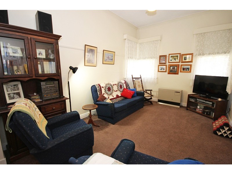 636 Bond Street, Golden Point VIC 3350