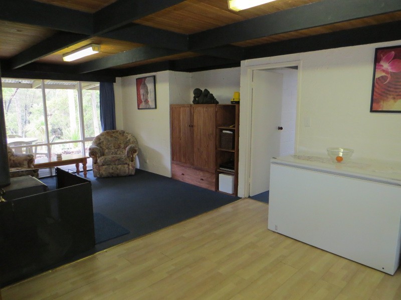 2270 Glenelg Highway, Scarsdale VIC 3351