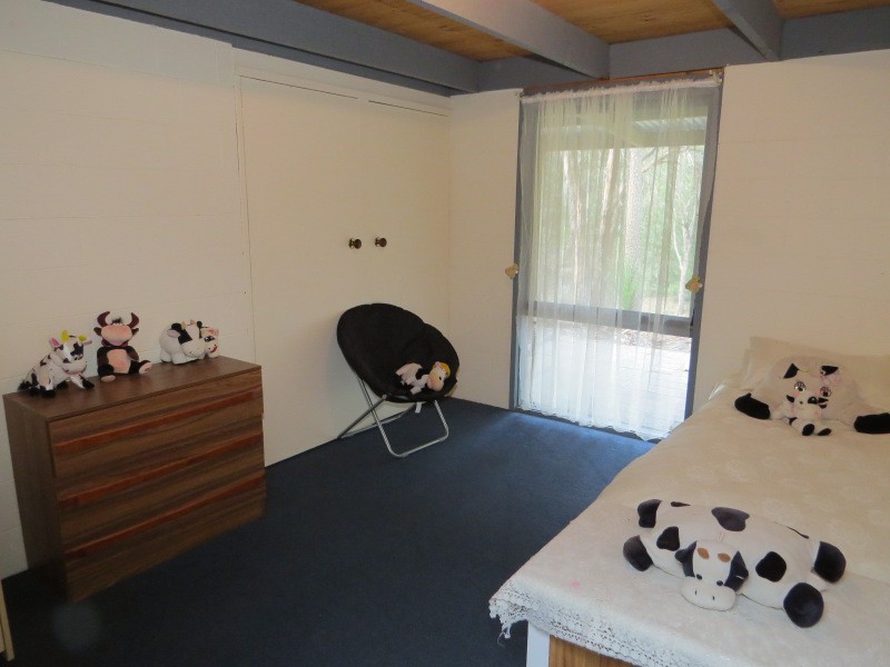 2270 Glenelg Highway, Scarsdale VIC 3351