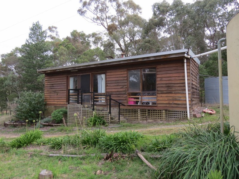 2270 Glenelg Highway, Scarsdale VIC 3351