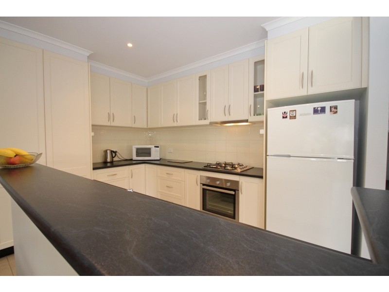 Unit 4, 2A Kelvin Avenue, Sebastopol VIC 3356