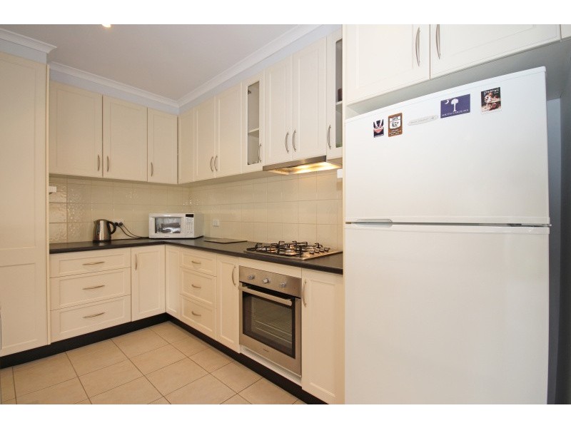 Unit 4, 2A Kelvin Avenue, Sebastopol VIC 3356