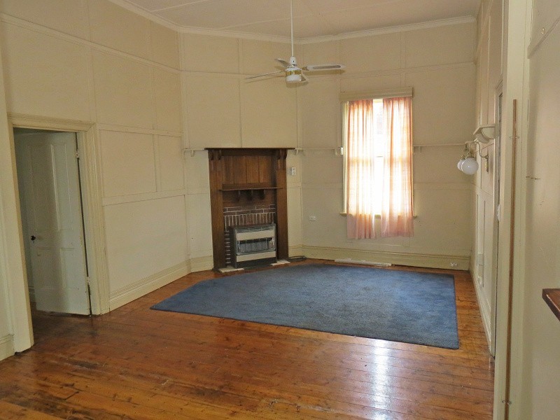 412 Peel Street North, Black Hill VIC 3350