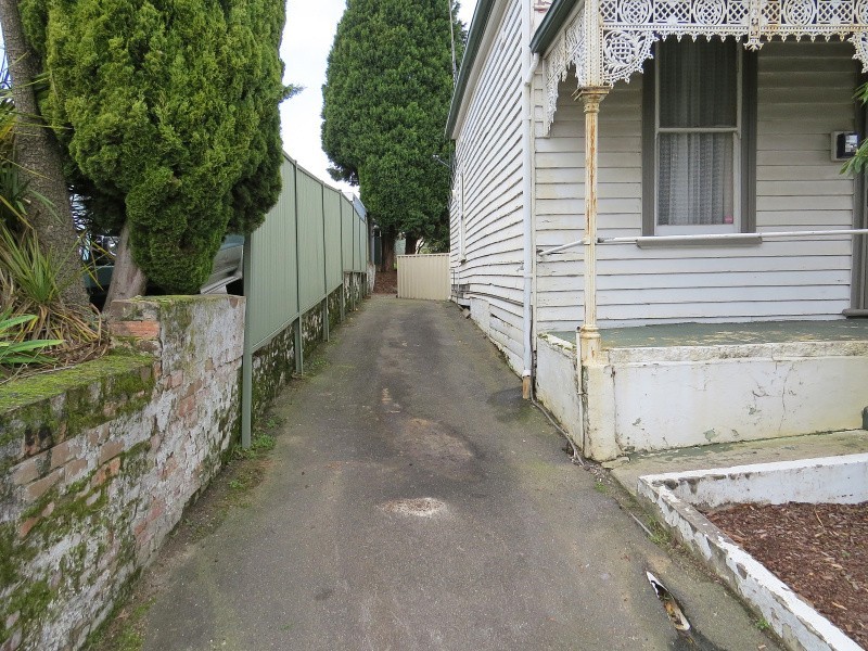 412 Peel Street North, Black Hill VIC 3350