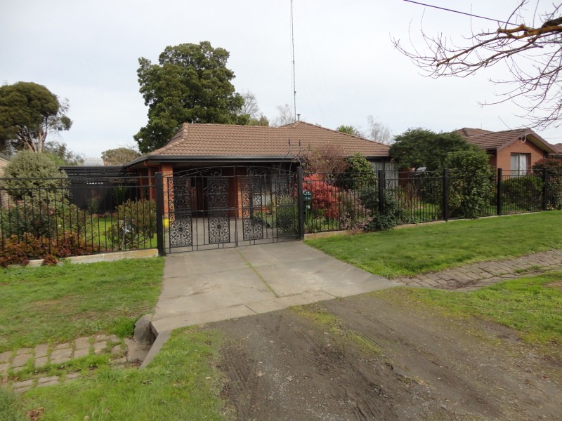 401 Leith Street, Redan VIC 3350