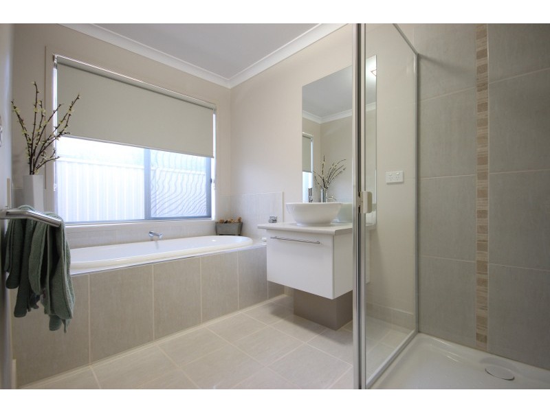 22 Grand Junction Drive, Miners Rest VIC 3352