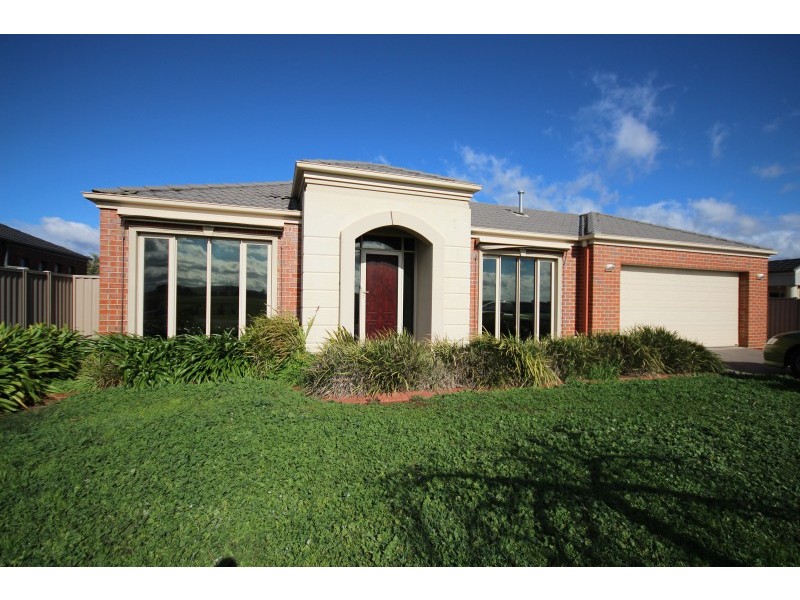 61 Clarke Street, Miners Rest VIC 3352