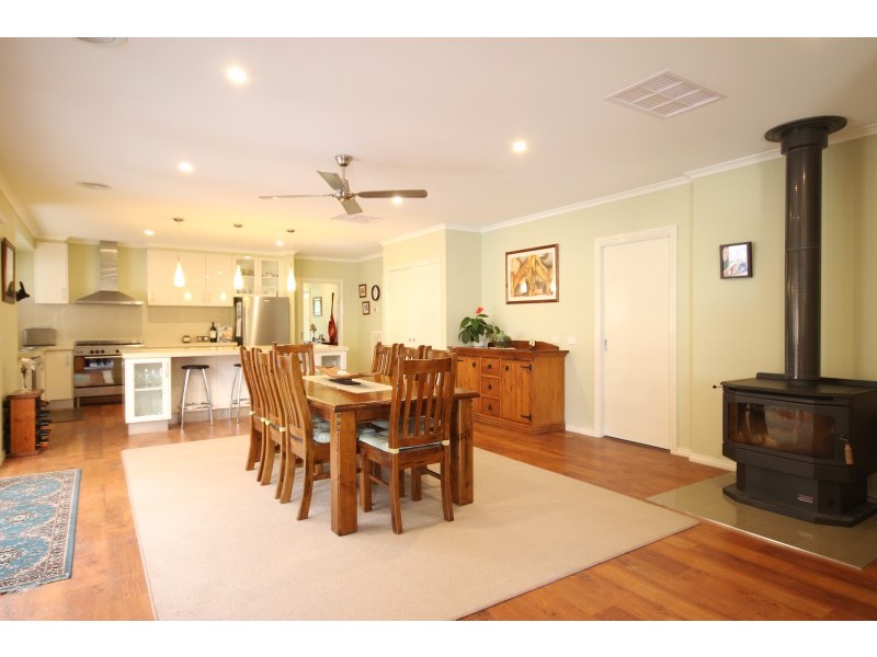 61 Clarke Street, Miners Rest VIC 3352