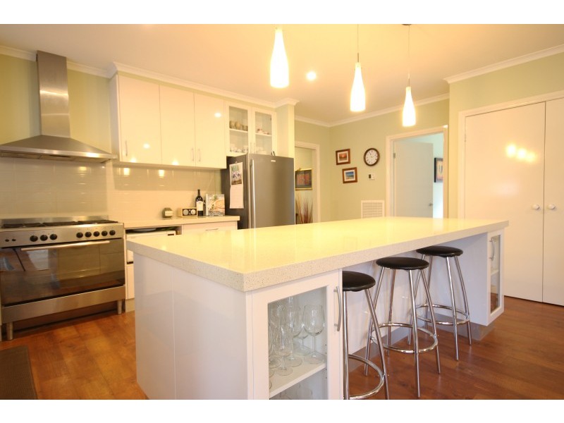 61 Clarke Street, Miners Rest VIC 3352