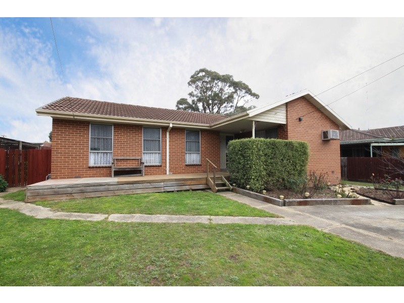101 Wattle Avenue, Wendouree VIC 3355