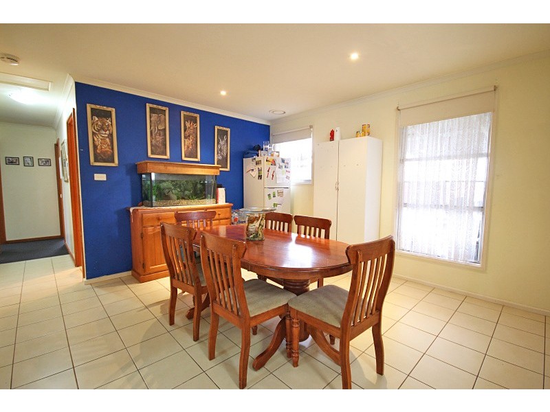 101 Wattle Avenue, Wendouree VIC 3355