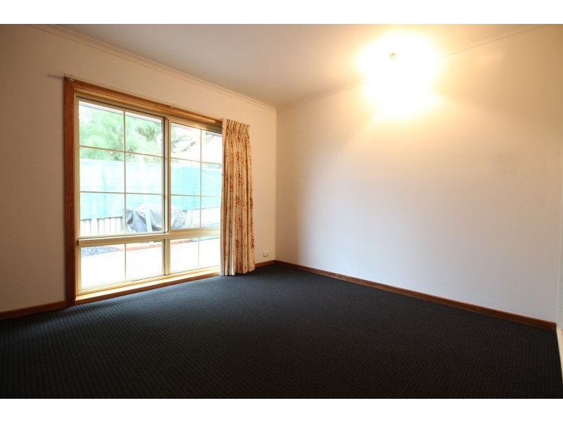 4 Hakea Court, Mount Helen VIC 3350