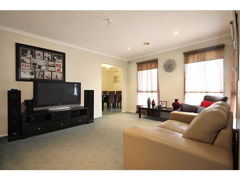 518 Gillies Street North, Wendouree VIC 3355