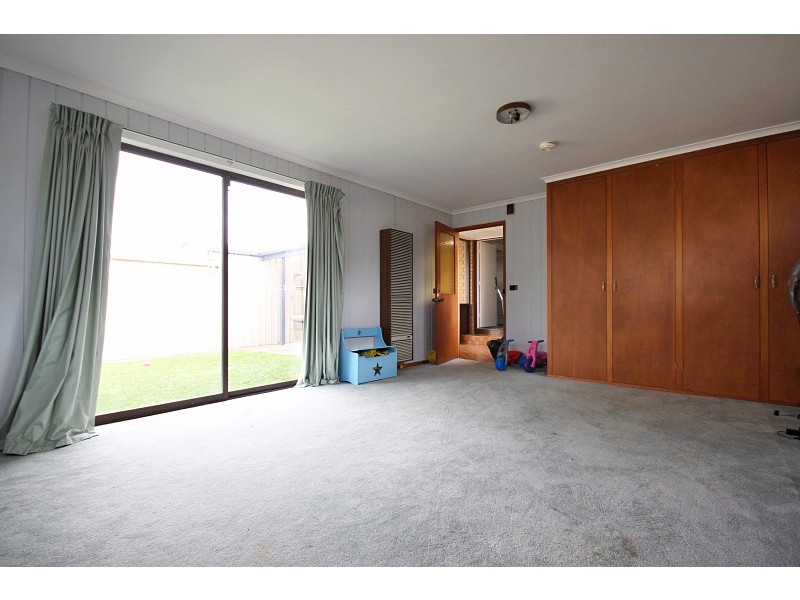 518 Gillies Street North, Wendouree VIC 3355