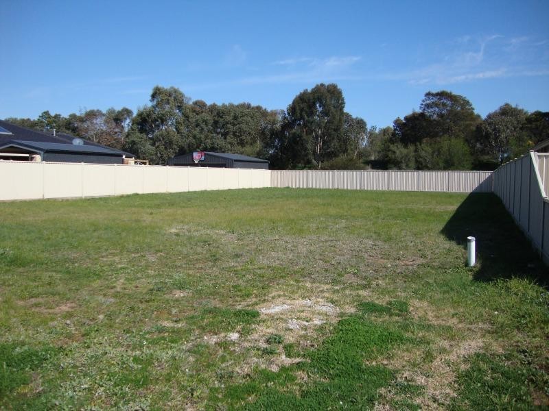 35 Normlyttle Parade, Miners Rest VIC 3352