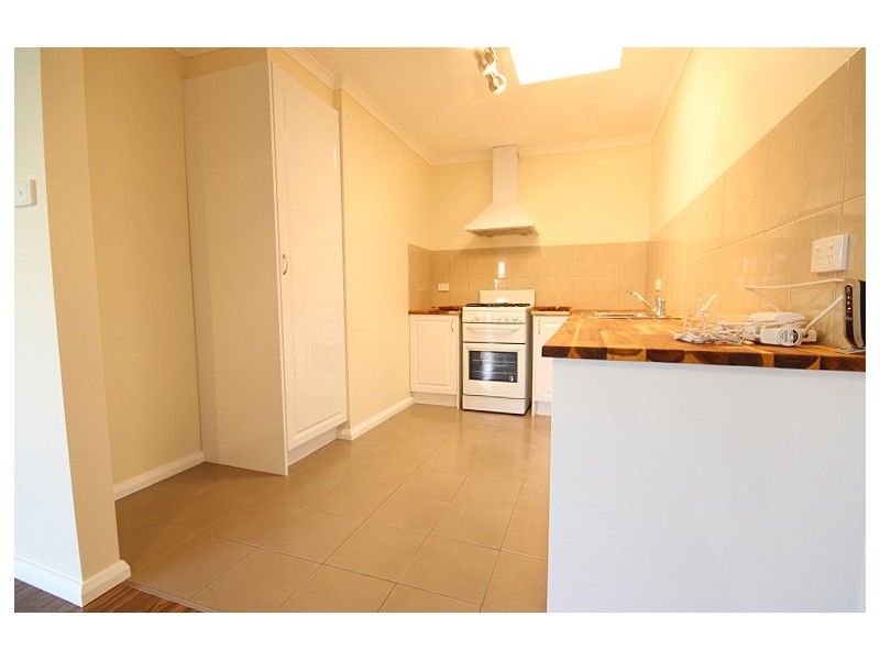 2/61 Grandview Grove, Wendouree VIC 3355