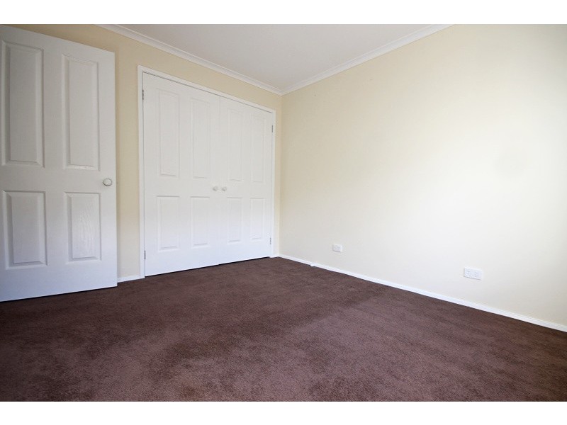 2/61 Grandview Grove, Wendouree VIC 3355