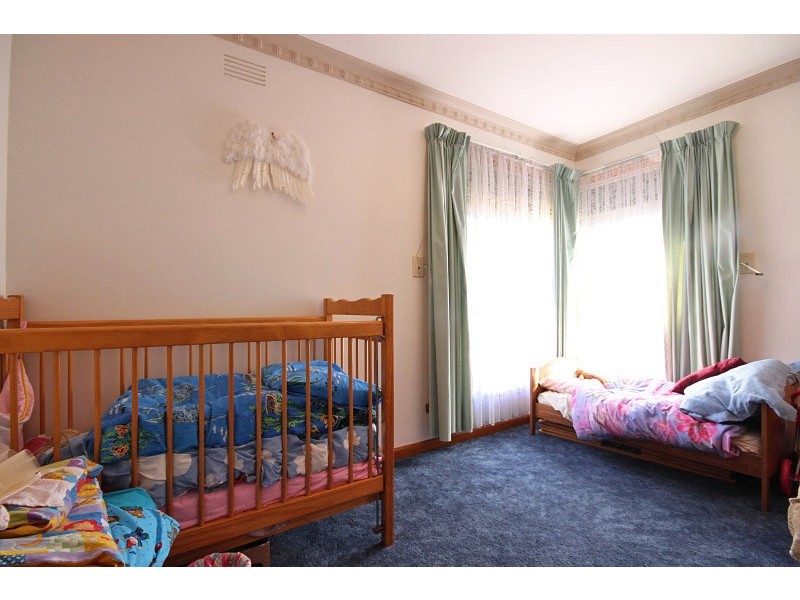 20 Stamford Street, Wendouree VIC 3355