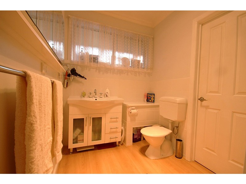 20 Stamford Street, Wendouree VIC 3355