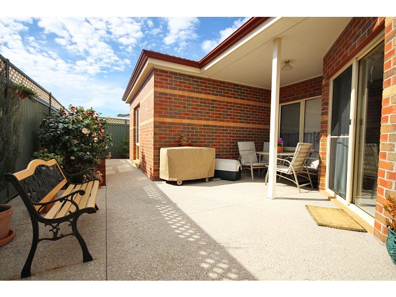 4/1422 Gregory Street, Lake Wendouree VIC 3350