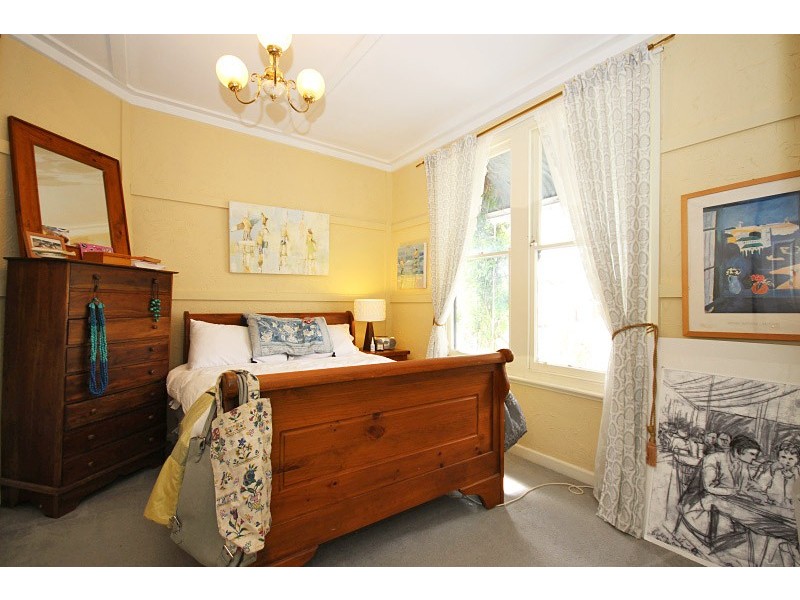 6 Napier Street, Black Hill VIC 3350