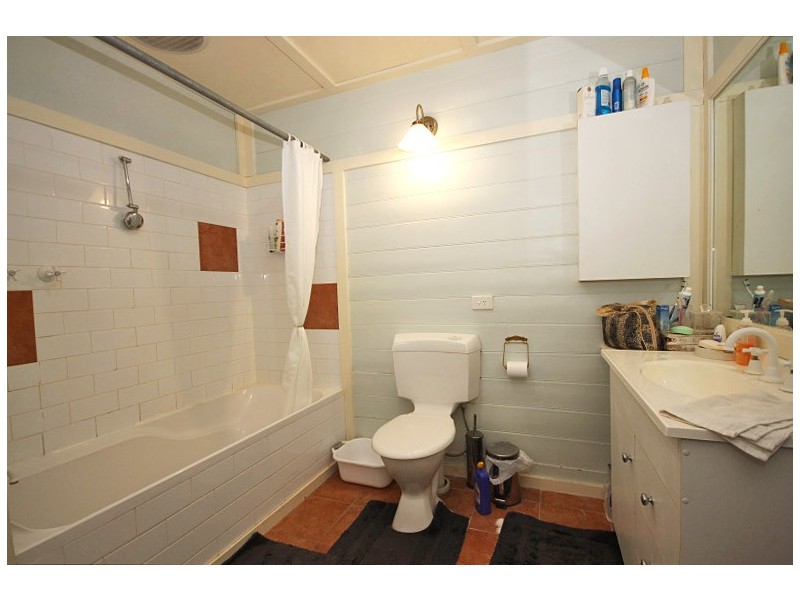 6 Napier Street, Black Hill VIC 3350