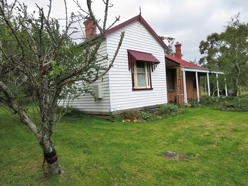 12 Carlyle Street, Scarsdale VIC 3351