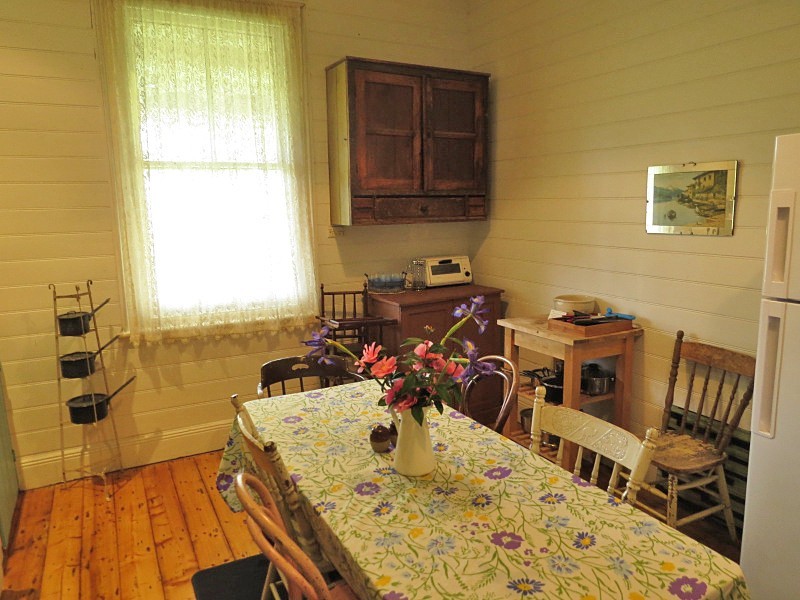 12 Carlyle Street, Scarsdale VIC 3351