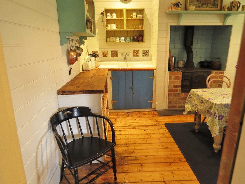 12 Carlyle Street, Scarsdale VIC 3351