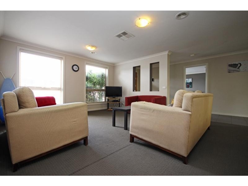 4/250 Albert Street, Sebastopol VIC 3356