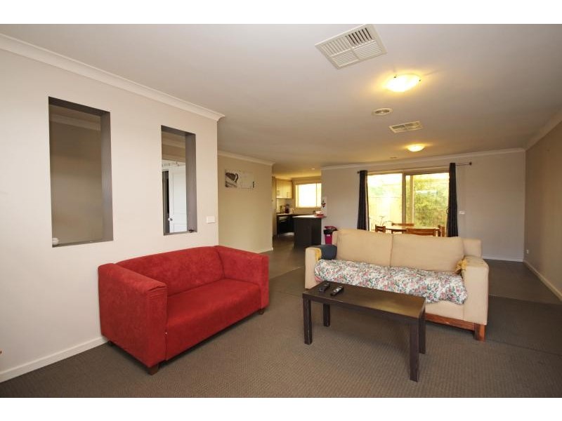 4/250 Albert Street, Sebastopol VIC 3356